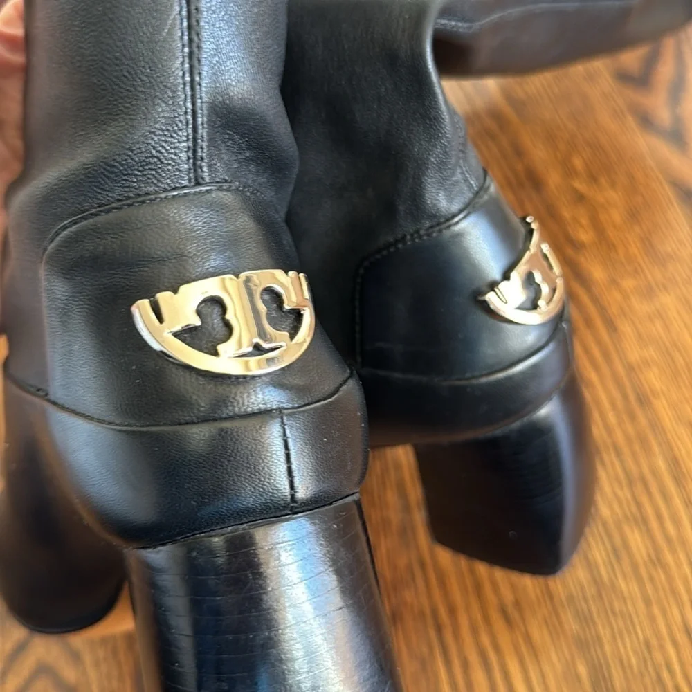 Tory Burch Black Sidney Leather 70mm Knee Boot. Stacked heel. Metal heel logo. 7